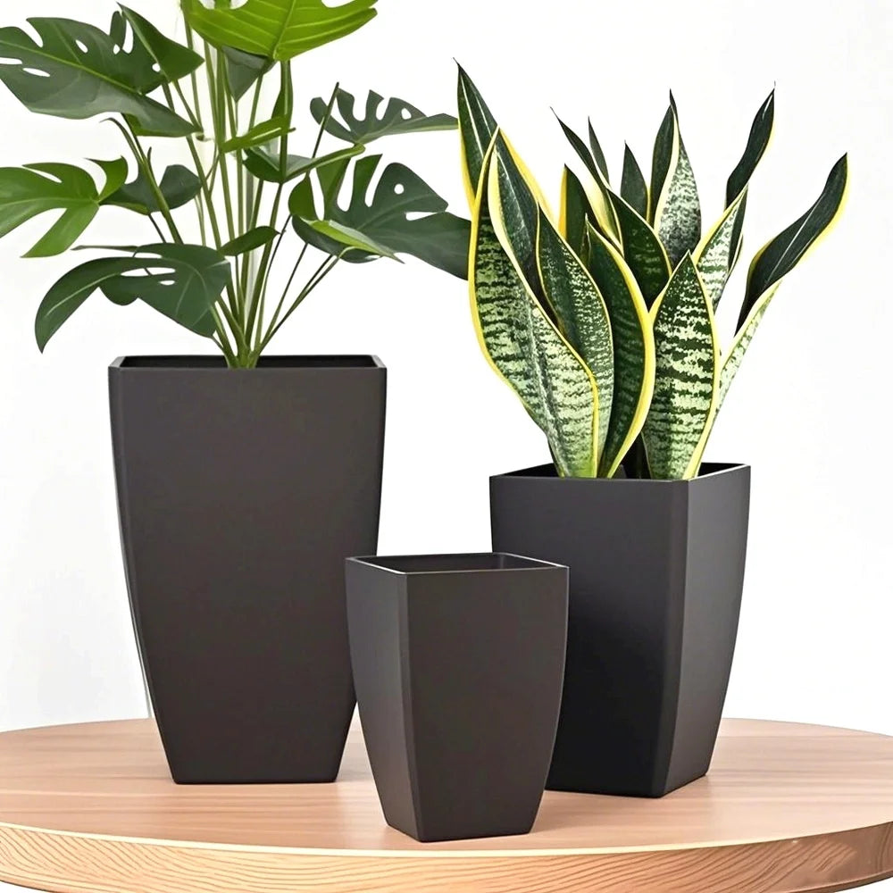 Modern Black Plastic Flower Pot