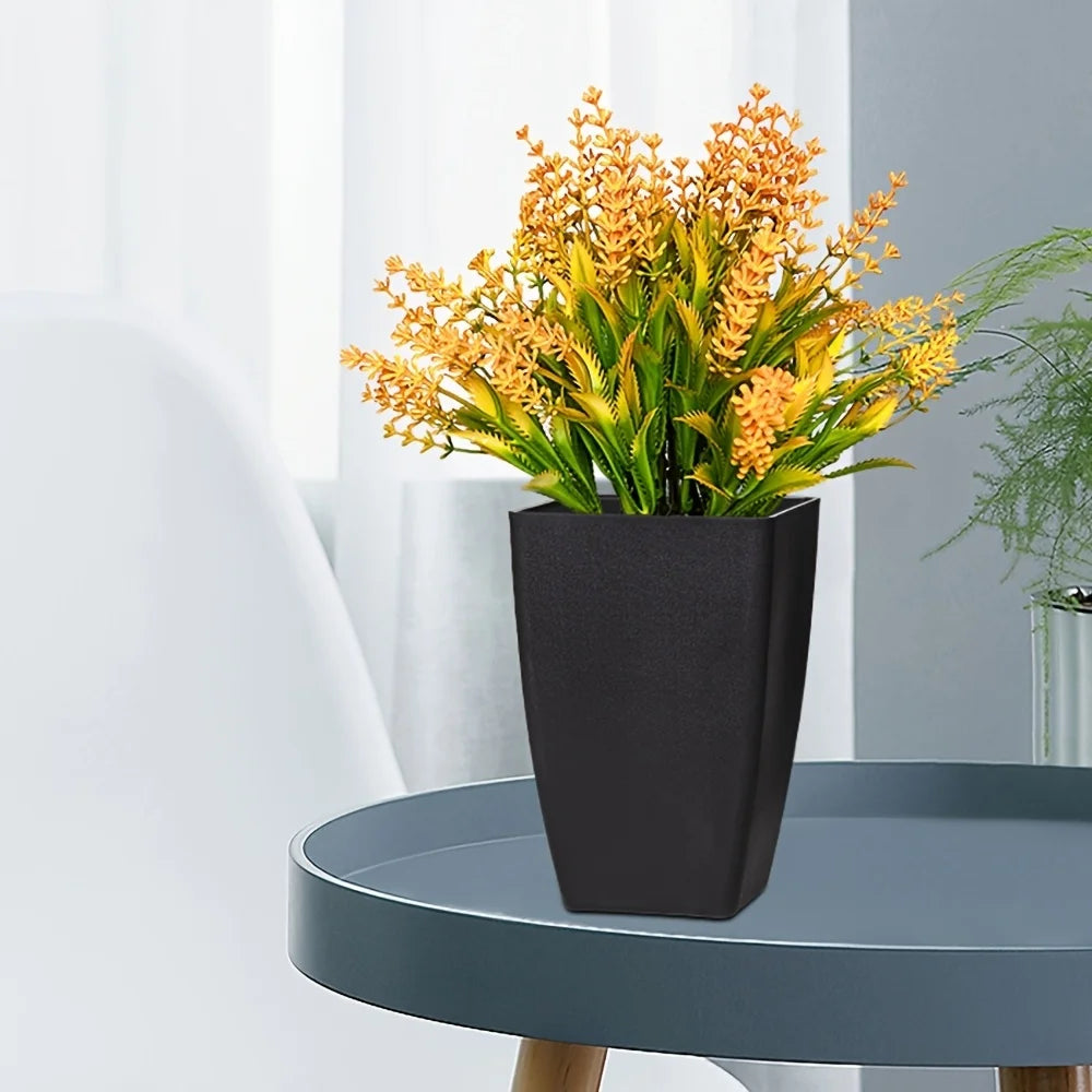 Modern Black Plastic Flower Pot